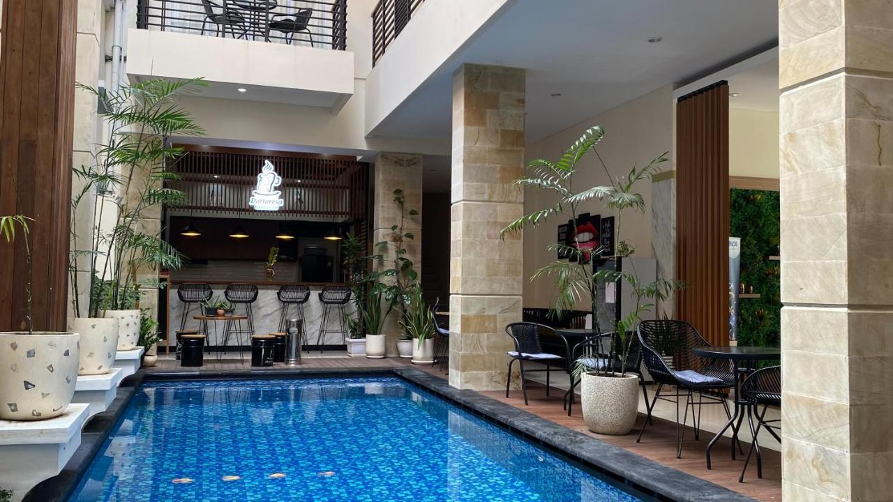 Ultimate Residence Bali Denpasar  Luaran gambar