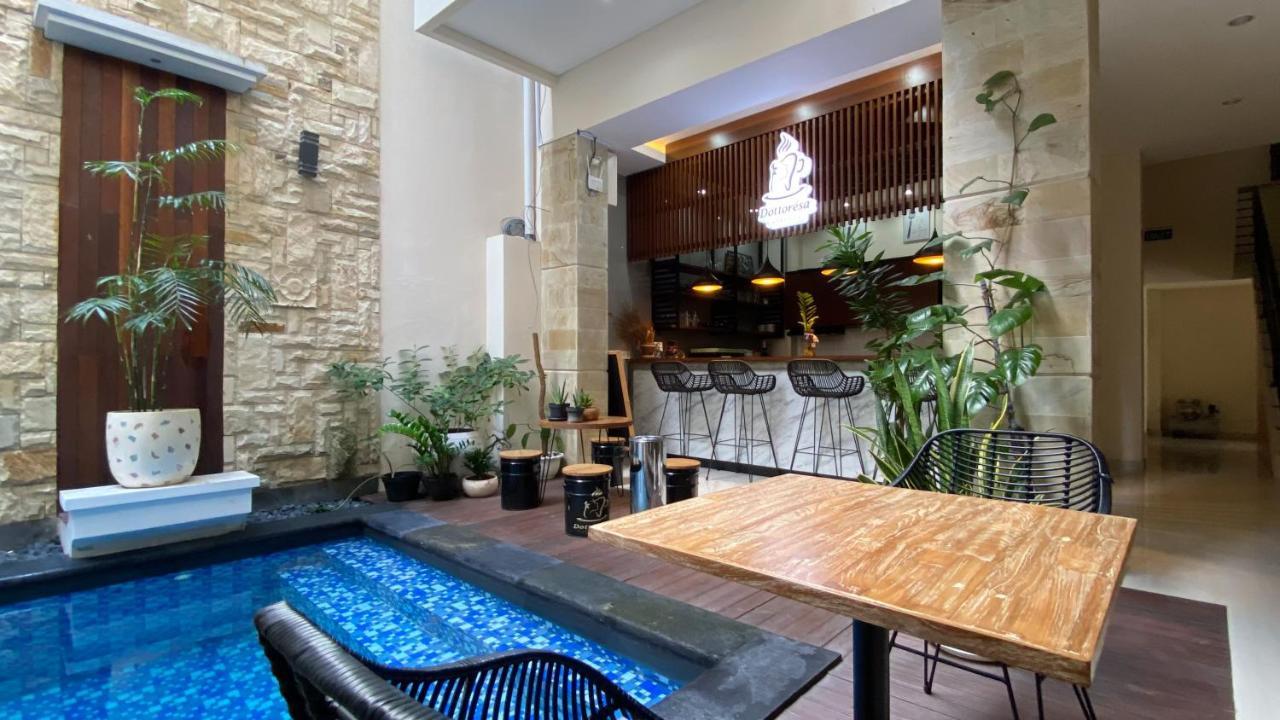 Ultimate Residence Bali Denpasar  Luaran gambar